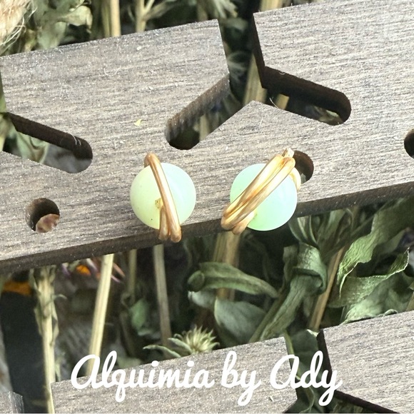 Alquimia Green and Gold Botanical Earrings - Picture 1 of 1